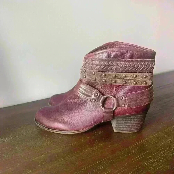 Jessica Simpson Woman’s Red Leather Studded Harness Biker Ankle Boots- Size 7 - Picture 1 of 10